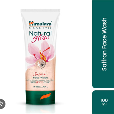 himalaya natural glow